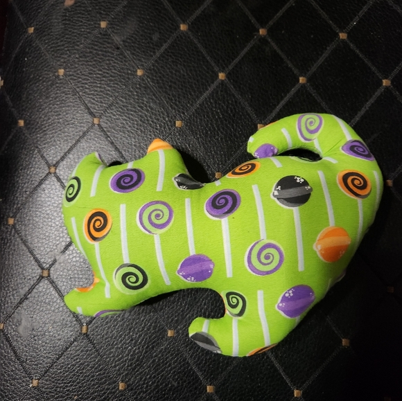 Halloween stuff cats - Picture 4 of 7